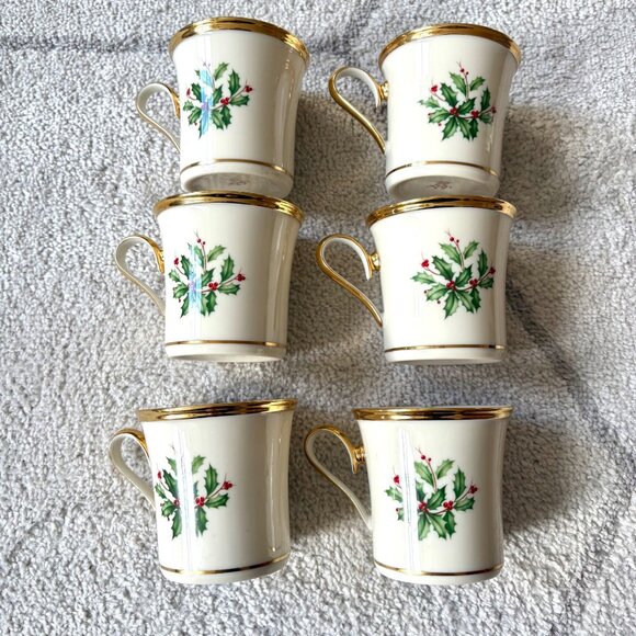 Vintage Lenox Holiday Holly & Berry Mugs 24k Gold Trim Set of 6 Made in USA - Picture 1 of 4